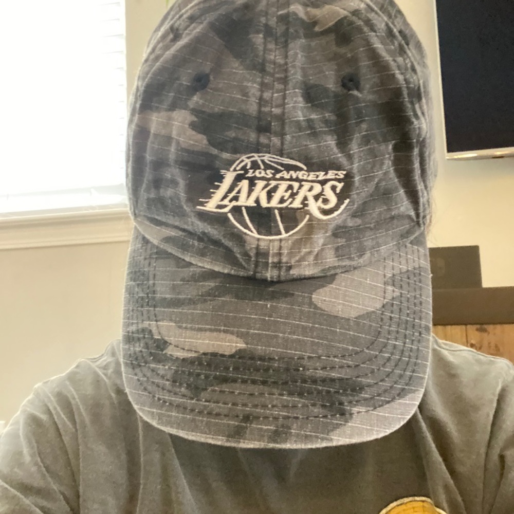 NBA Lakers camo baseball cap - unisex